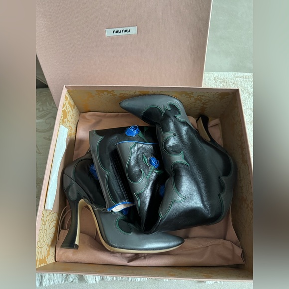 MIU MIU Floral Embellished Runway Boots As Seen On TAYLOR SWIFT In VOGUE - Picture 11 of 11